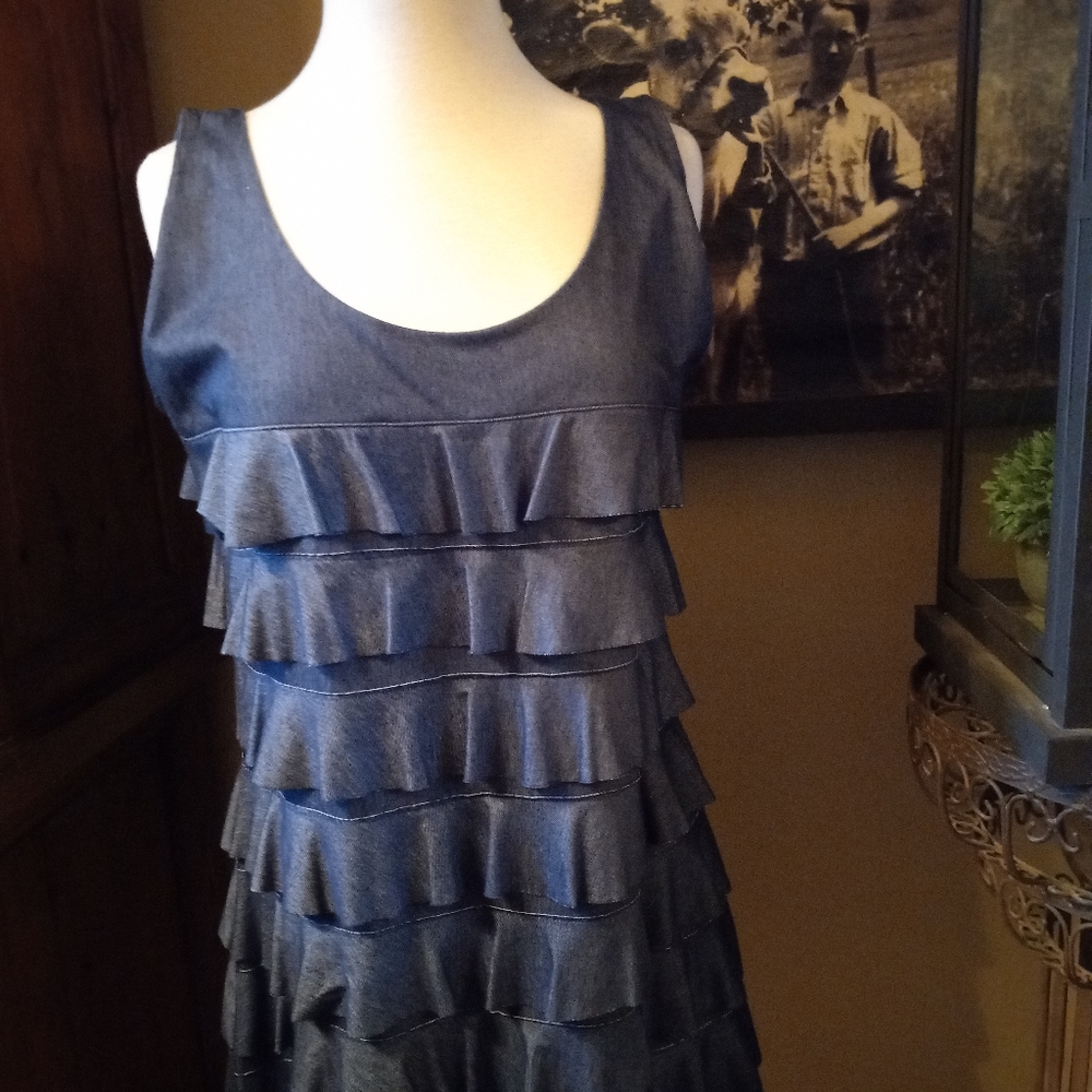 Boutique fun ruffled tunic